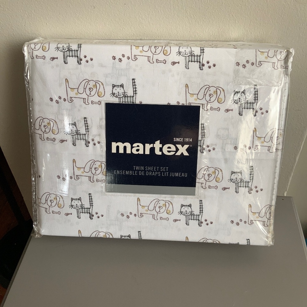 Brand new cat and dog twin sheet set